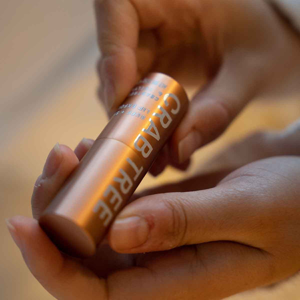 Crabtree & Evelyn-Buff + Smooth Lip Exfoliator - 3.5g
